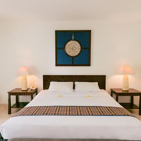 Legong Keraton Beach Hotel Canggu Exterior foto