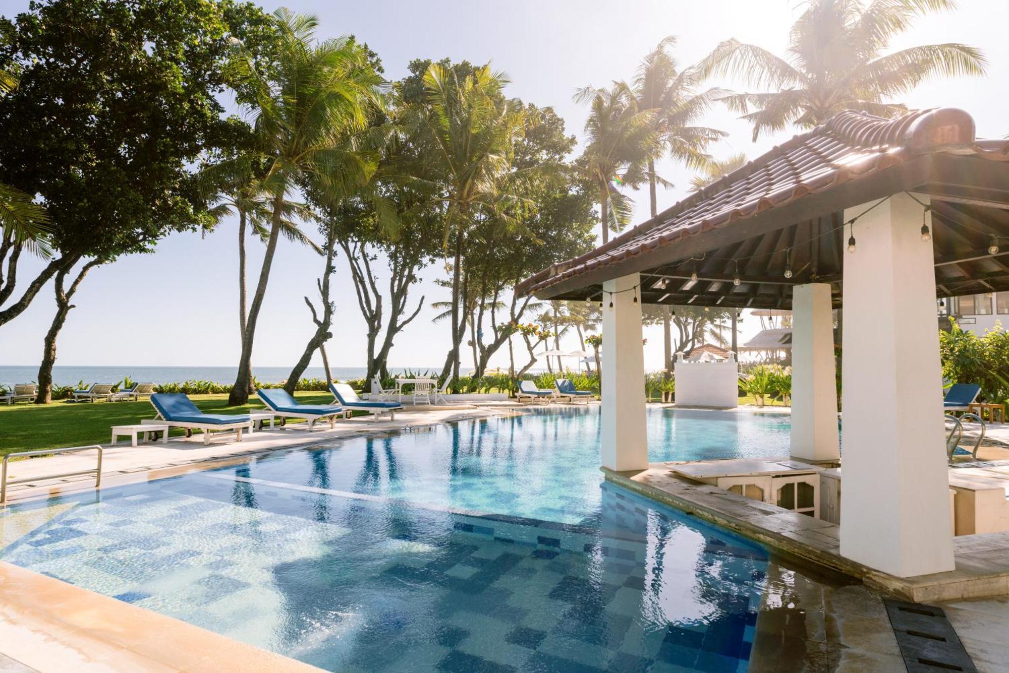 Legong Keraton Beach Hotel Canggu Exterior foto